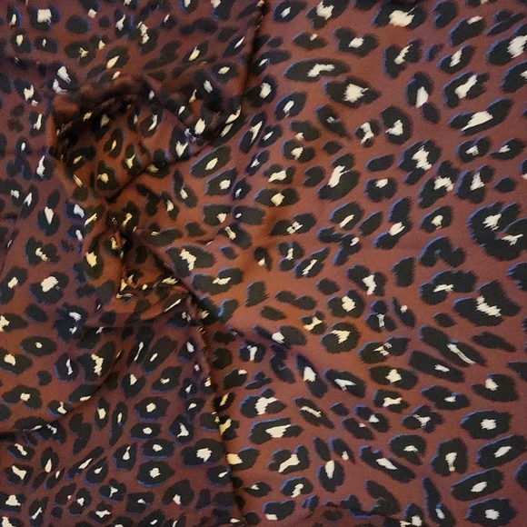 Top - Picture 4 of 4